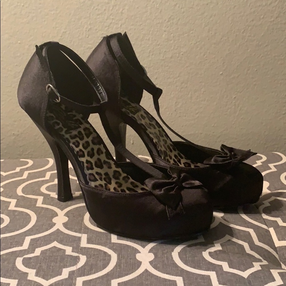 Pin Up Couture T-Strap Heels